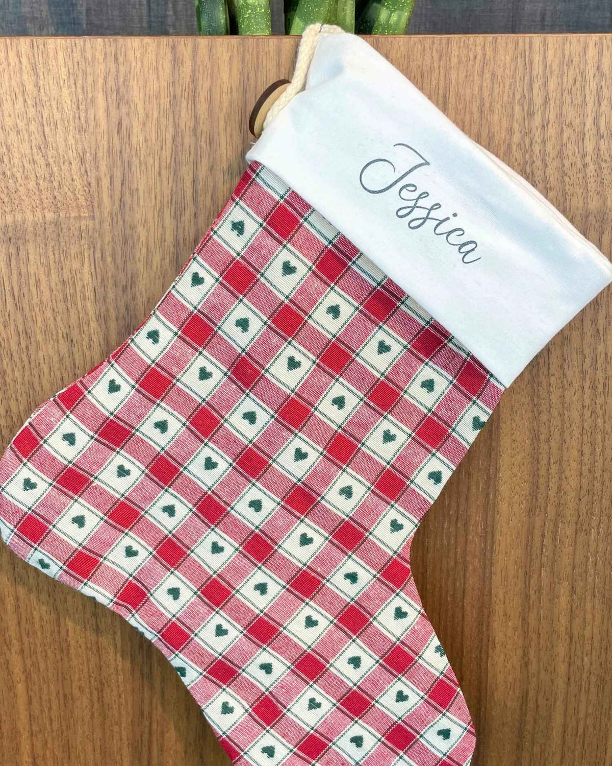 Personalisierter Nikolausstiefel mit Namen – Herzdesign