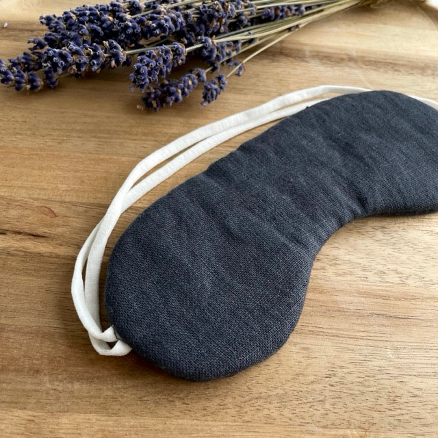 Schlafmaske aus Leinen mit Lavendel
