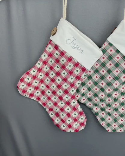 Personalisierter Nikolausstiefel mit Namen – Herzdesign
